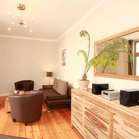 Daire Warnemuende In Der Stadtvilla L