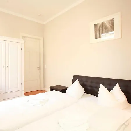 Warnemuende In Der Stadtvilla L