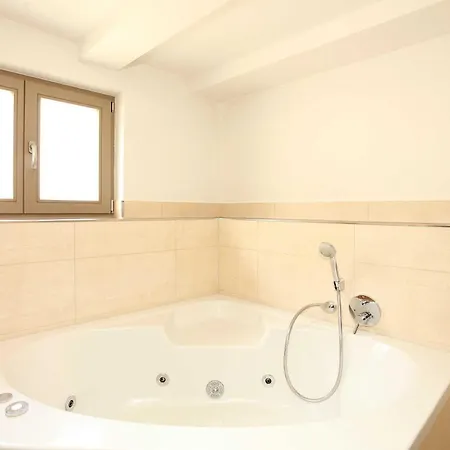 Warnemuende In Der Stadtvilla L