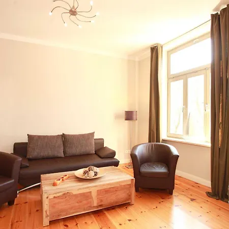 Warnemuende In Der Stadtvilla L Daire *