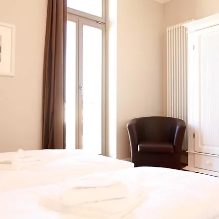 Daire Warnemuende In Der Stadtvilla L *