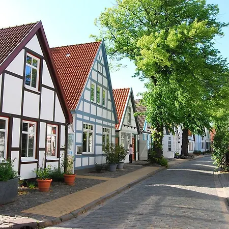 Warnemuende In Der Stadtvilla L Apartament *