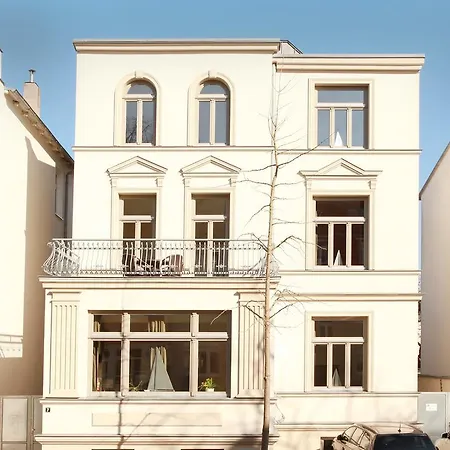 Warnemuende In Der Stadtvilla L