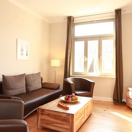 Warnemuende In Der Stadtvilla L