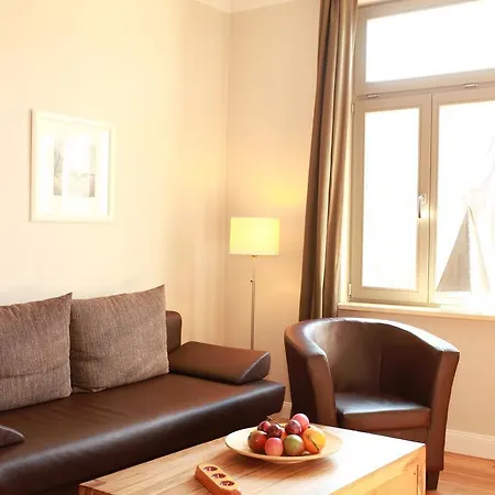 Warnemuende In Der Stadtvilla L Apartament Rostock