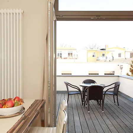 Warnemuende In Der Stadtvilla L *