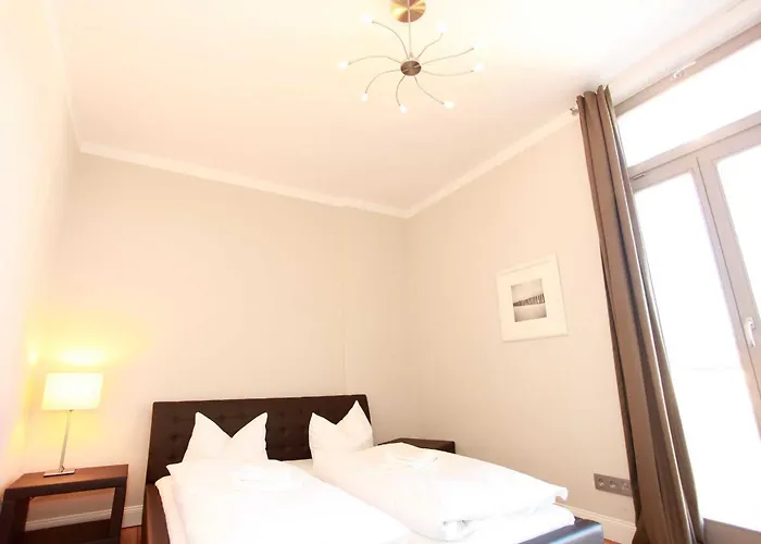 Warnemuende In Der Stadtvilla L Apartament *